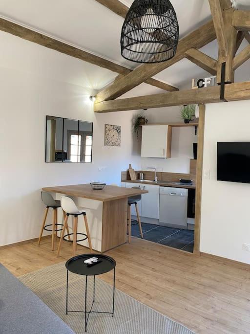 Le Petit Loft Des Halles Béziers Exterior foto
